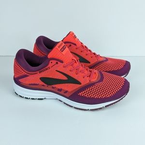 brooks revel plum